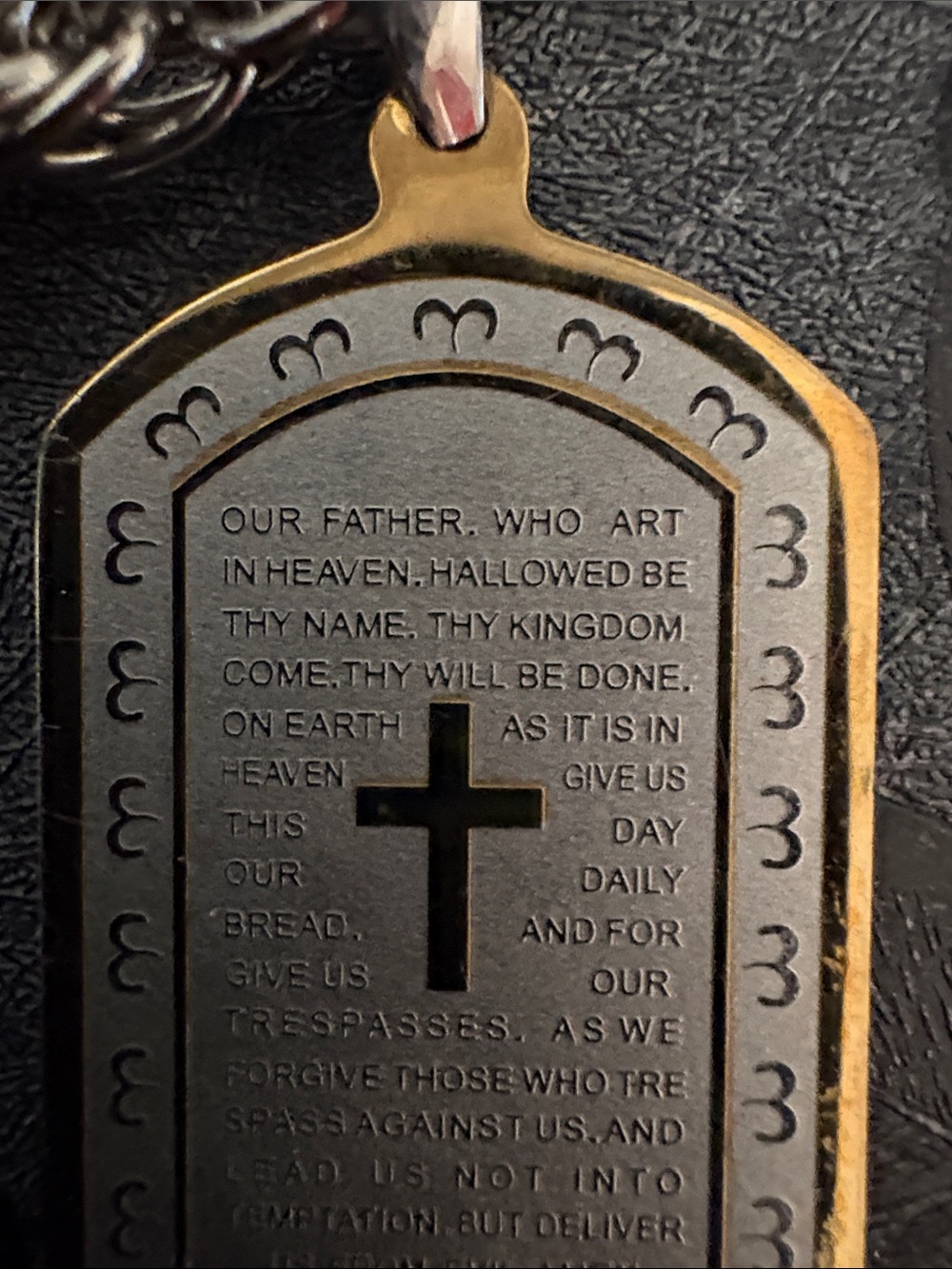 VINTAGE STAINLESS STEEL RELIGIOUS CROSS OUR FATHER PRAYER 25" NECKLACE - Picture 3 of 9